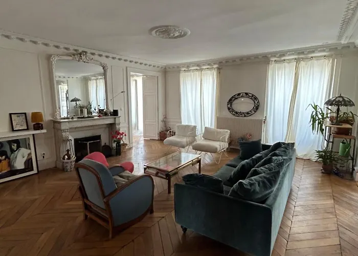 Le Grand Ruisseau Ницца